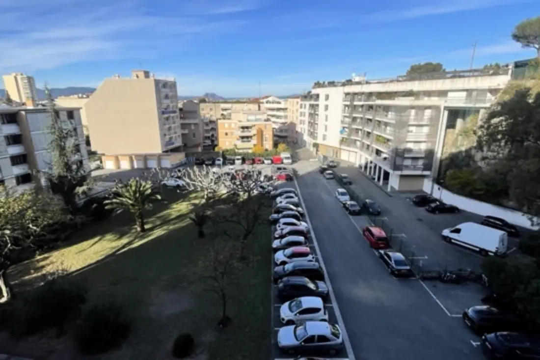Apartman Near Centre And Beach