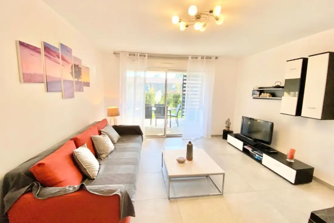 Gyönyörű apartman 5 úszási medencével