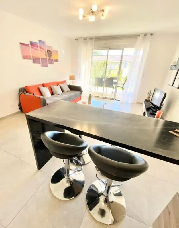 Gyönyörű apartman 5 úszási medencével