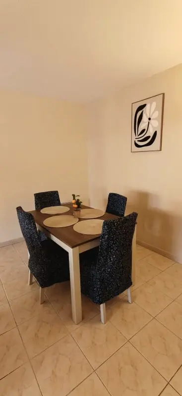 Nagy apartman Terrace 35m2 Near Beach