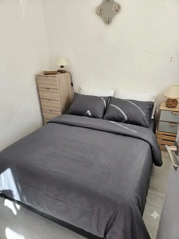 Apt úszómedence 500m a strandtól