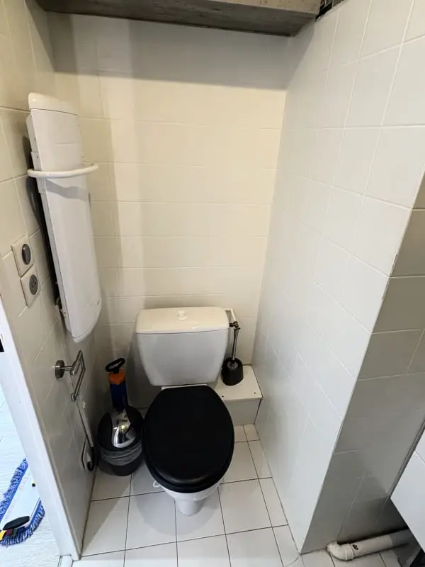 Apt úszómedence 500m a strandtól
