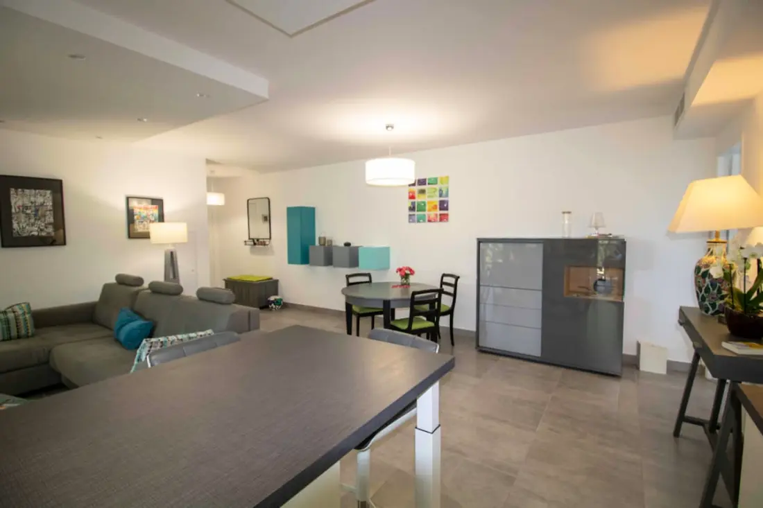 Gyönyörű 78m2 terrace rezidenciával úszási medencével