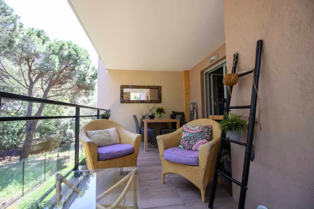 Gyönyörű 78m2 terrace rezidenciával úszási medencével
