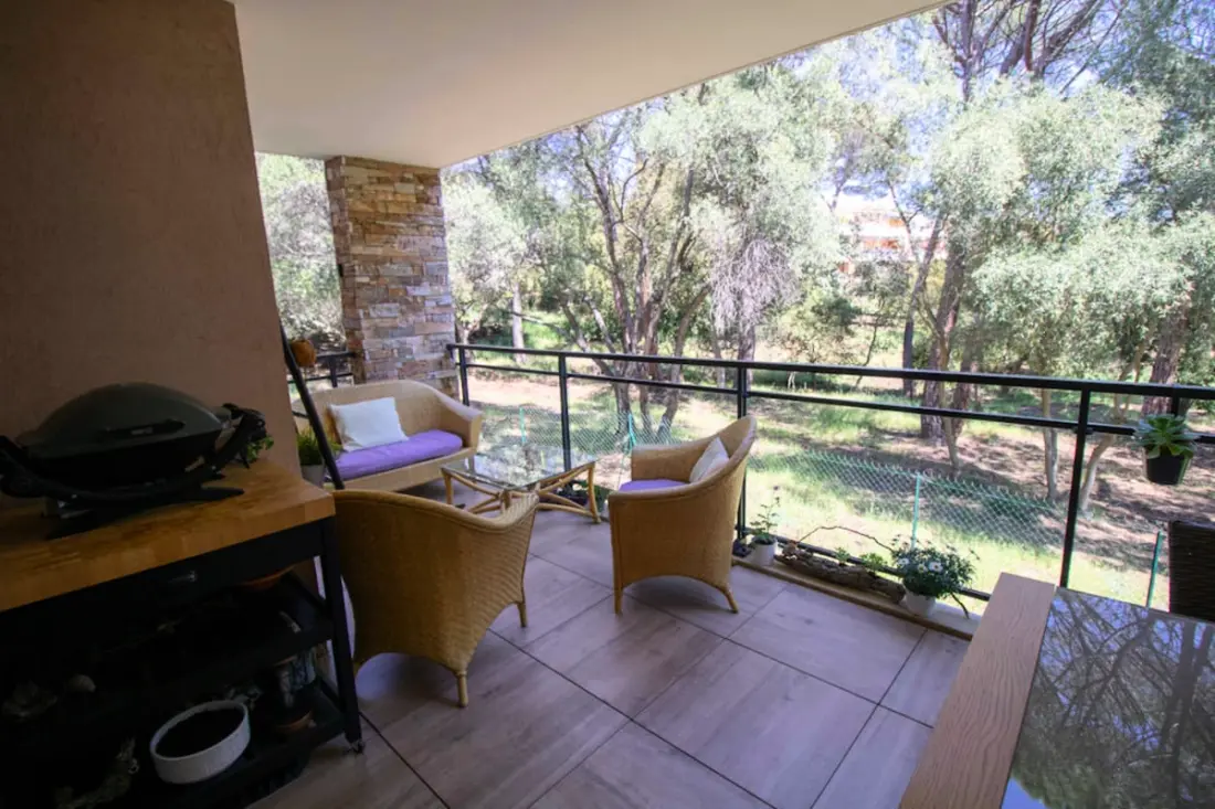 Gyönyörű 78m2 terrace rezidenciával úszási medencével