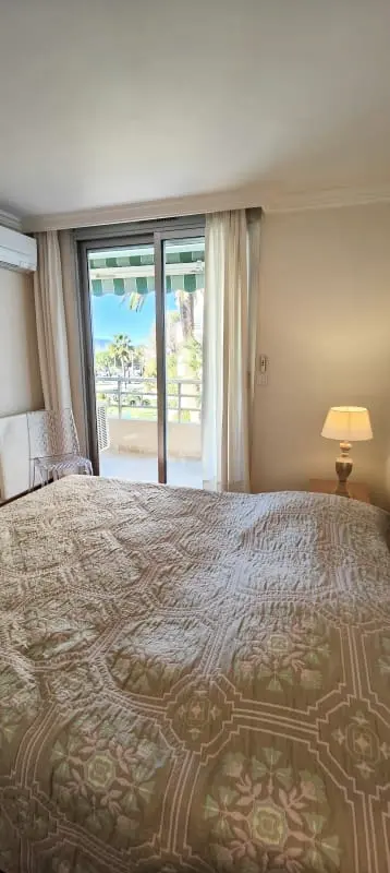 Cocoon Love 50 m2 medencével