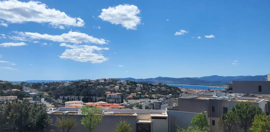 Tágas T4 Tenger és Massif De L'estérel