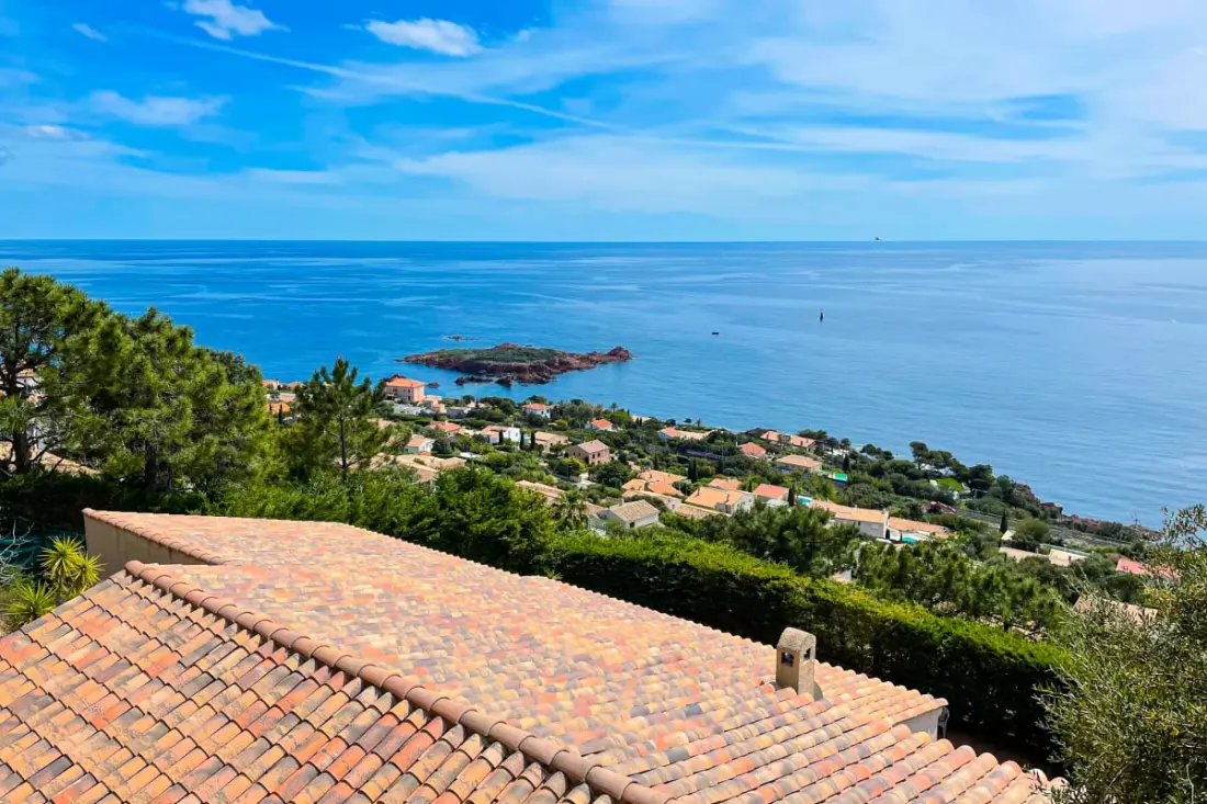 Villa Sea View 11 Pers & úszómedence a túlföldi fűtésben