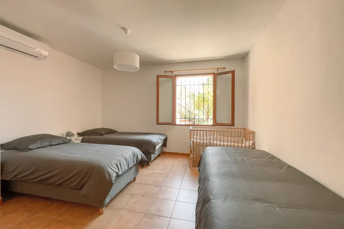 Villa Sea View 11 Pers & úszómedence a túlföldi fűtésben