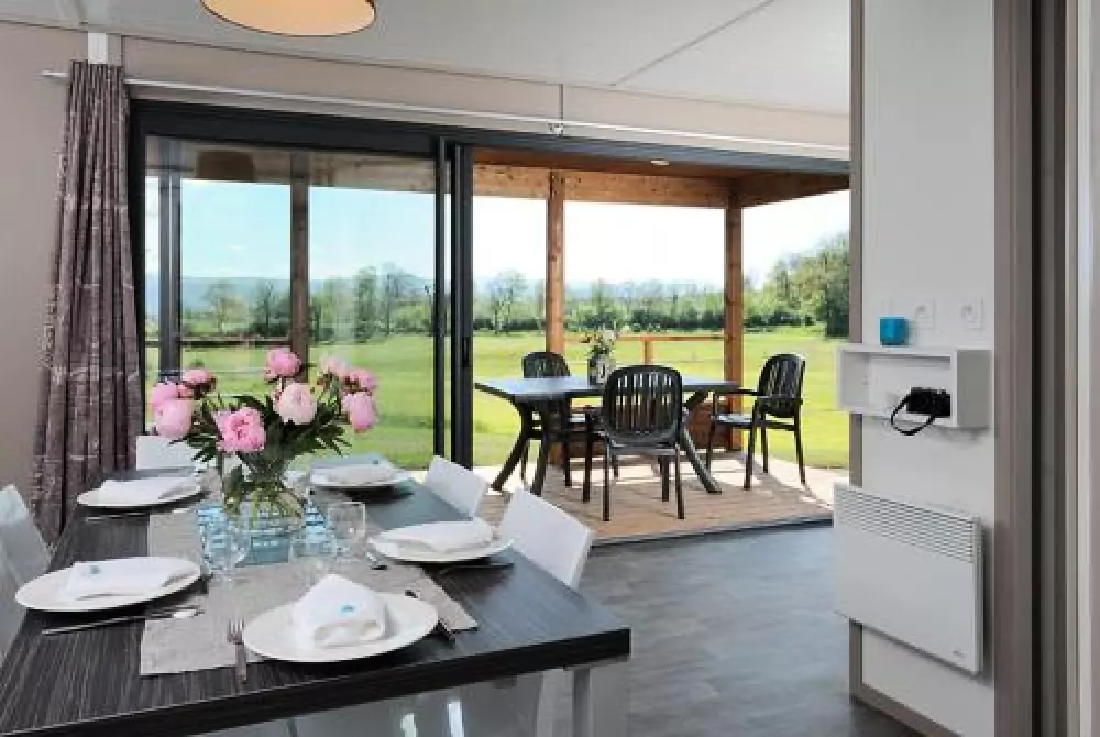 Holiday Villages Les Demeures du Lac4 Stars★★★★