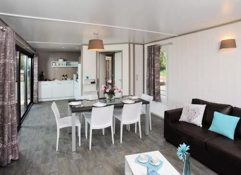 Holiday Villages Les Demeures du Lac4 Stars★★★★