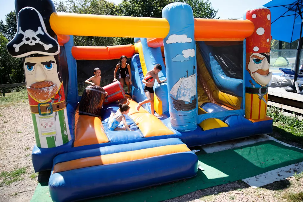 Camping Paradis Les Chanterelles4 Estrellas★★★★