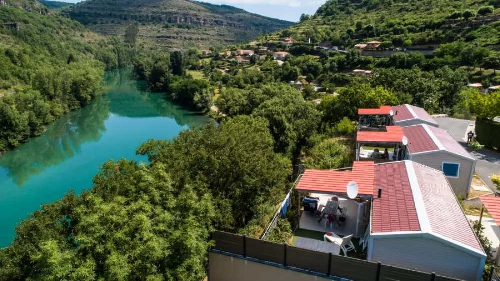 Camping de la Cascade 4 Sterne★★★★