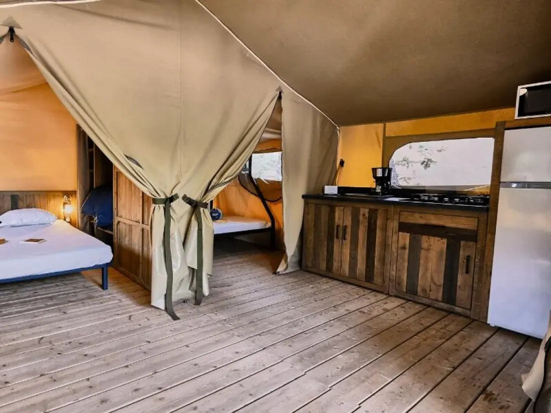 Camping maeva Escapades Le Domaine des Chênes Blancs 3 Sterne★★★