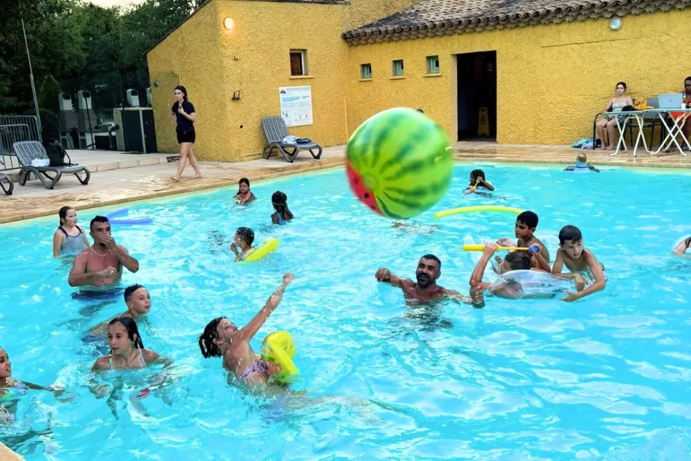 Camping maeva Escapades Le Domaine des Chênes Blancs 3 Stjerner★★★