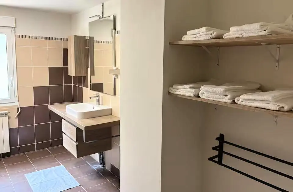 Gîte Gîte du roc 8/10 személy