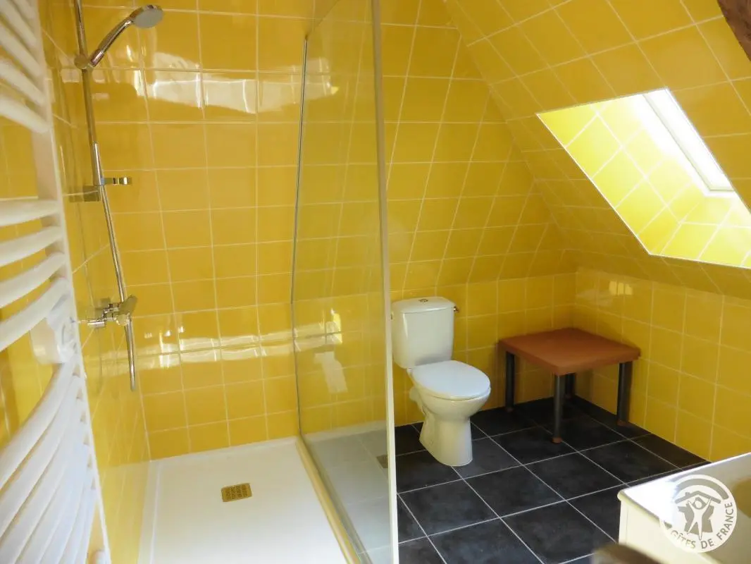 Gîte de France Gîte la Chapelle met zwembad 3 korenaren