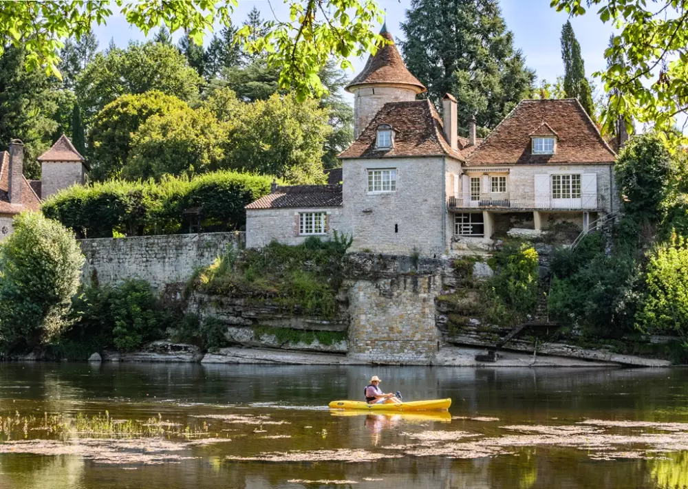 Camping Le Village du Port 41 Sterren★