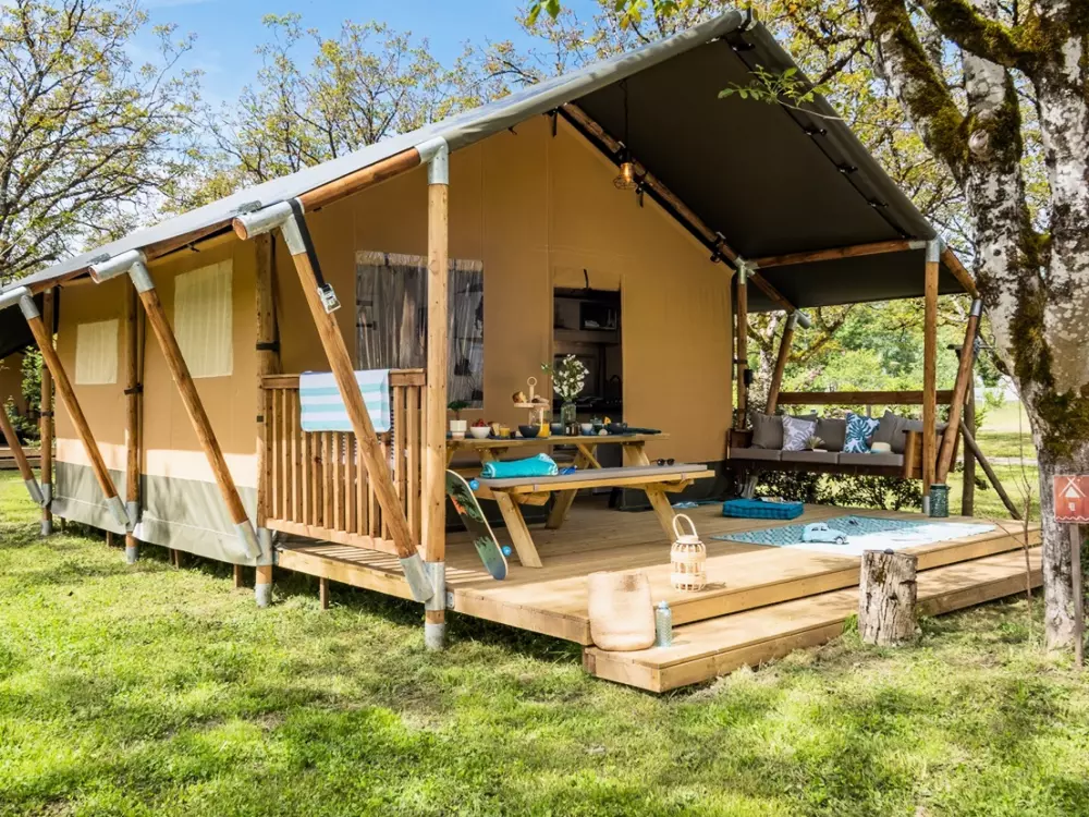 Camping Le Village du Port 41 Sterren★