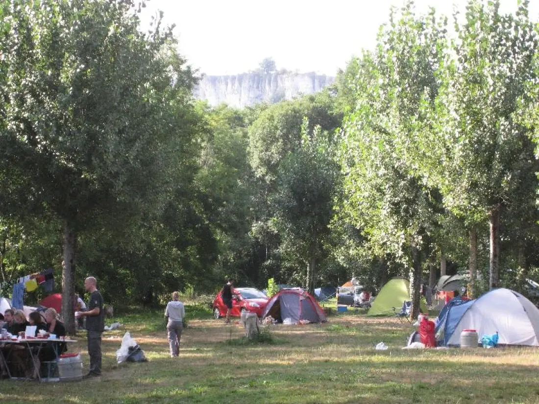 Campeggio Les Borgnes 2 Stelle★★
