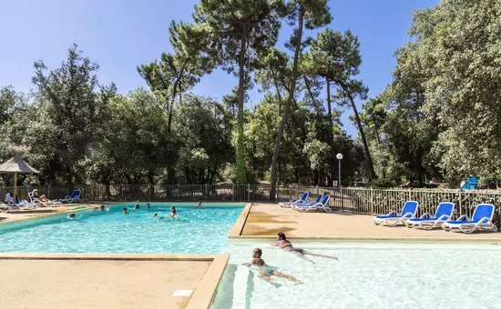 Flower Camping Monplaisir ****