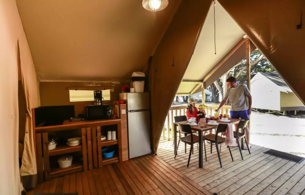 Camping de flores Monplaisir 4 Estrellas★★★★