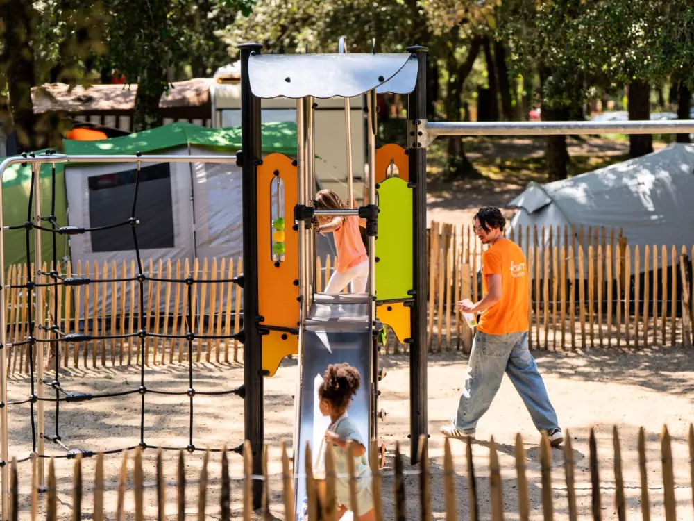 Camping de flores Monplaisir 4 Estrellas★★★★