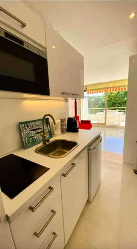 Mooie Studio met gedeeld zwembad