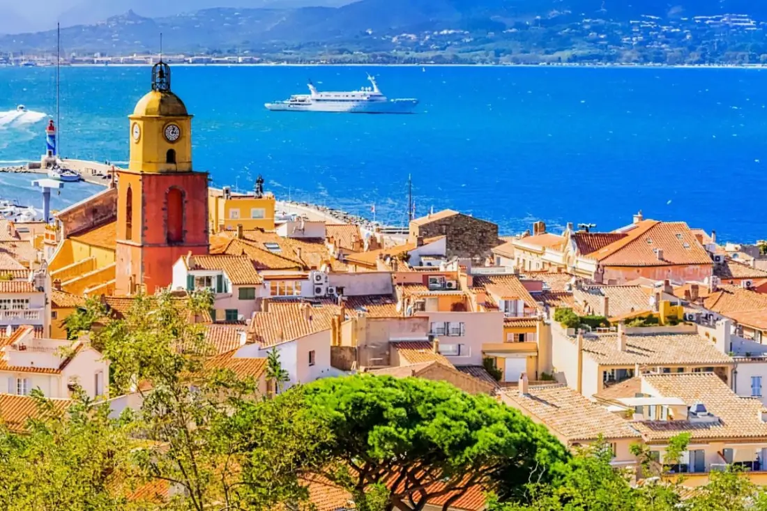 Duplex Chic à Saint-tropez Avec Parking