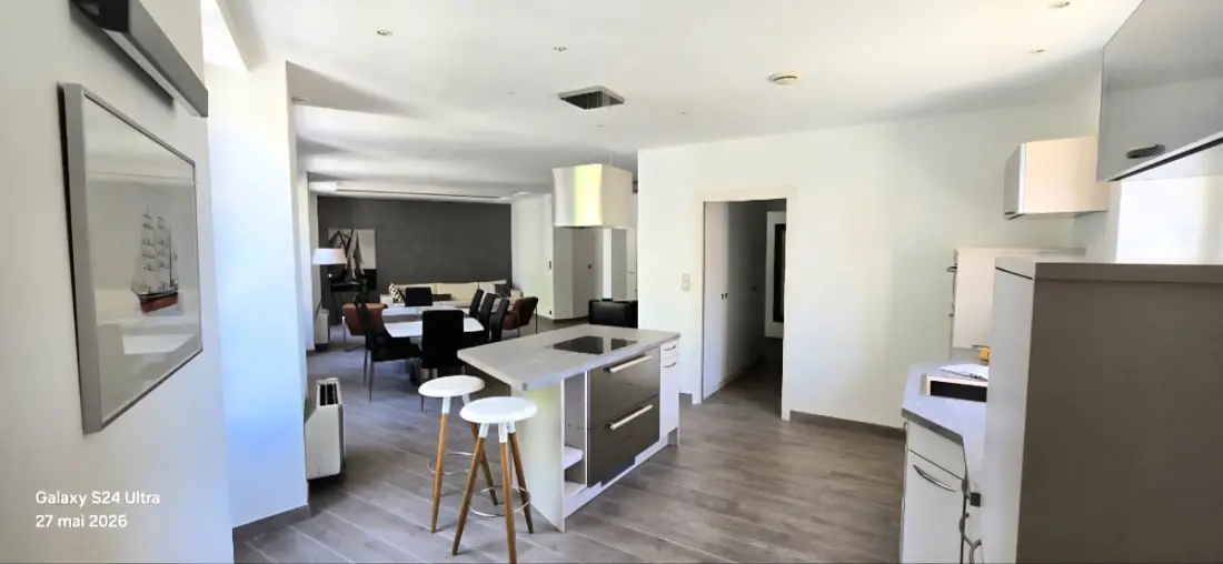 Duplex Chic à Saint-tropez Avec Parking