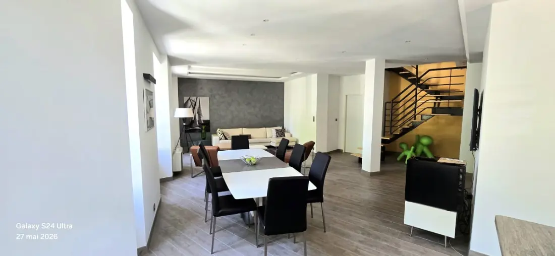 Duplex Chic à Saint-tropez Avec Parking