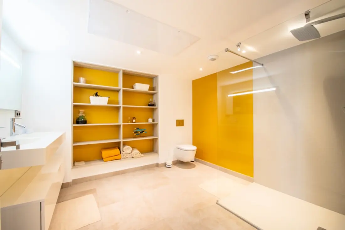 Centre St-tropez 92 M2 Privé parking