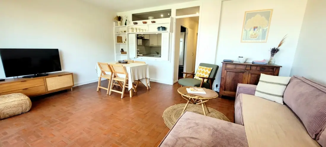Zie de Golf van Saint-Tropez vanuit uw woonkamer.