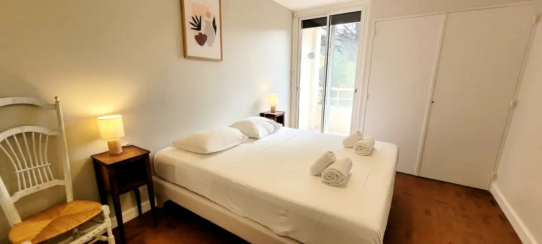 Zie de Golf van Saint-Tropez vanuit uw woonkamer.