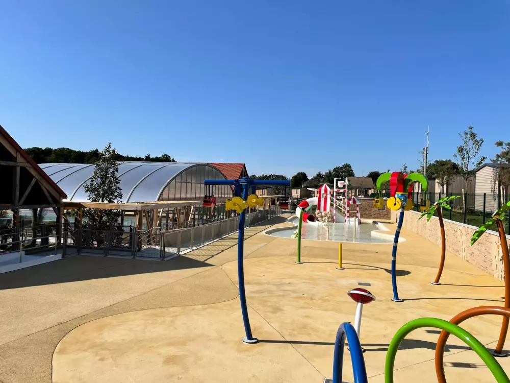 Camping Paradis La Croix L'Abbé4 Sterren★★★★