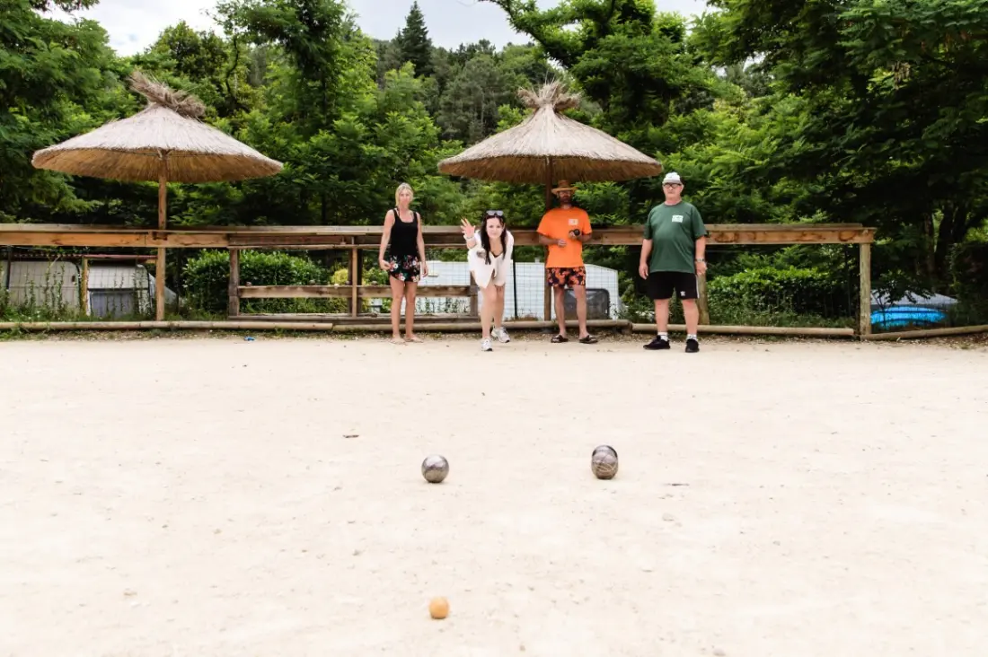 Camping maeva Escapades Coeur d'Ardèche 4 Csillagok★★★★