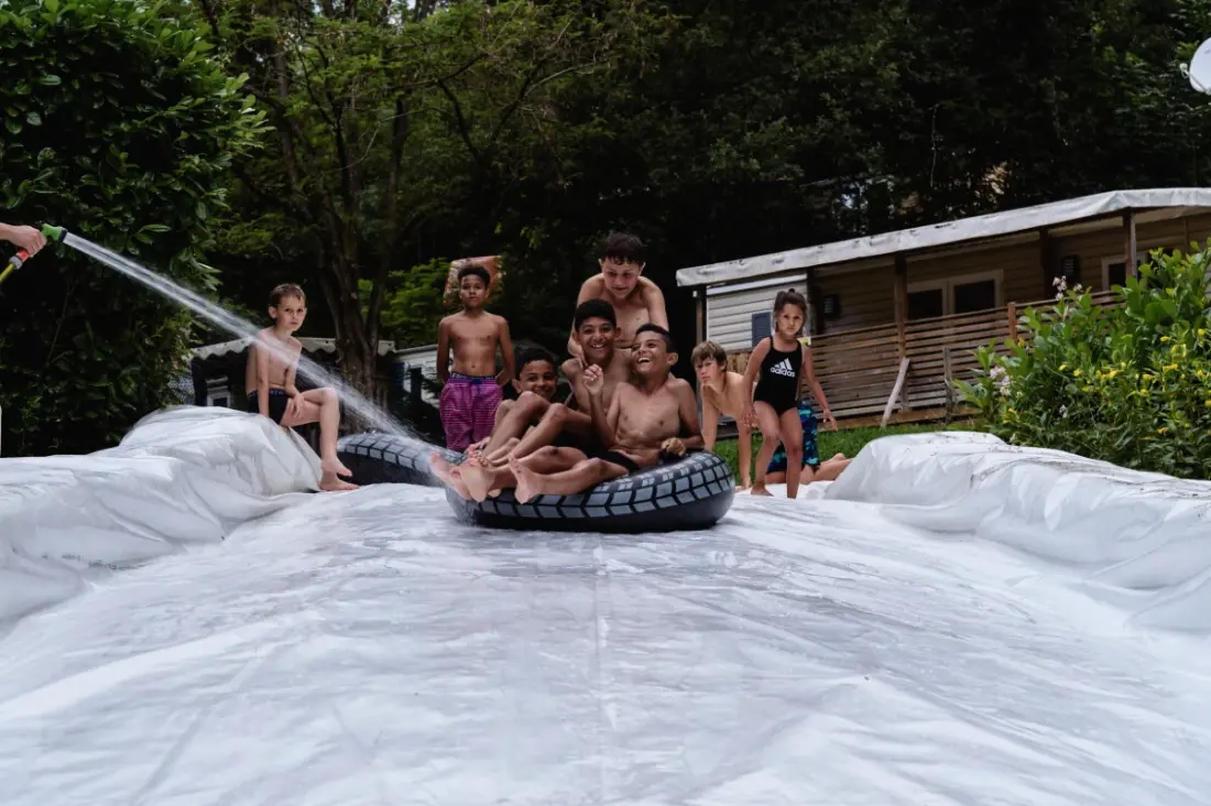 Camping maeva Escapades Coeur d'Ardèche 4 Csillagok★★★★