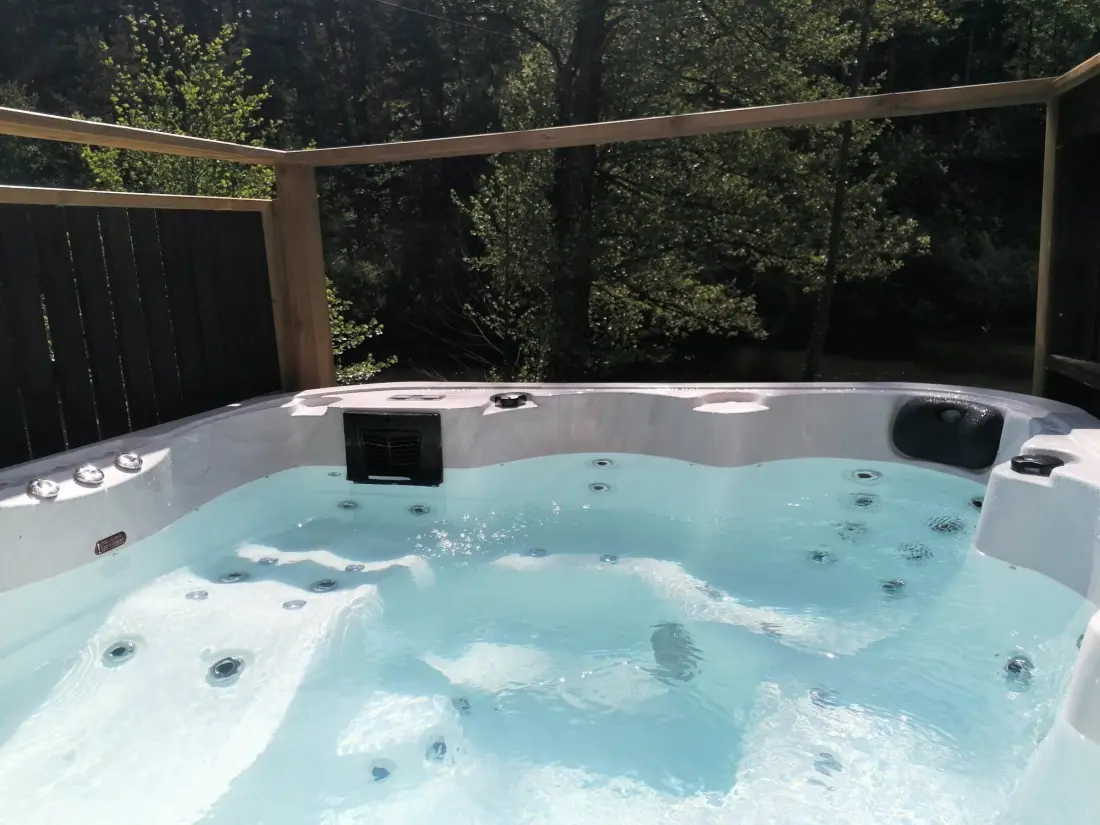 Camping maeva Escapades Coeur d'Ardèche 4 étoiles★★★★