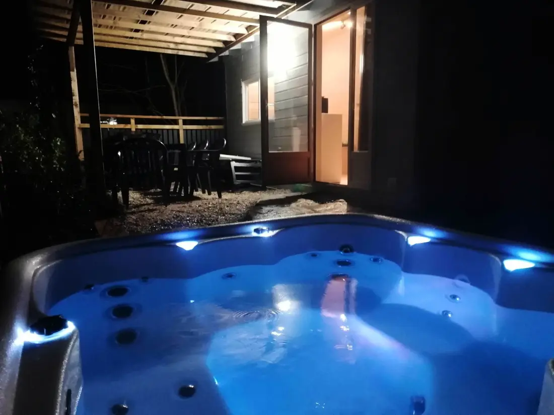 Camping maeva Escapades Coeur d'Ardèche 4 étoiles★★★★