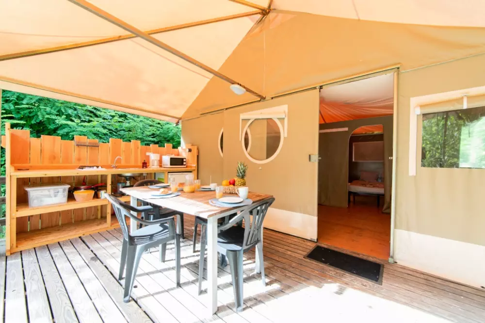 Camping maeva Escapades Coeur d'Ardèche 4 Stelle★★★★