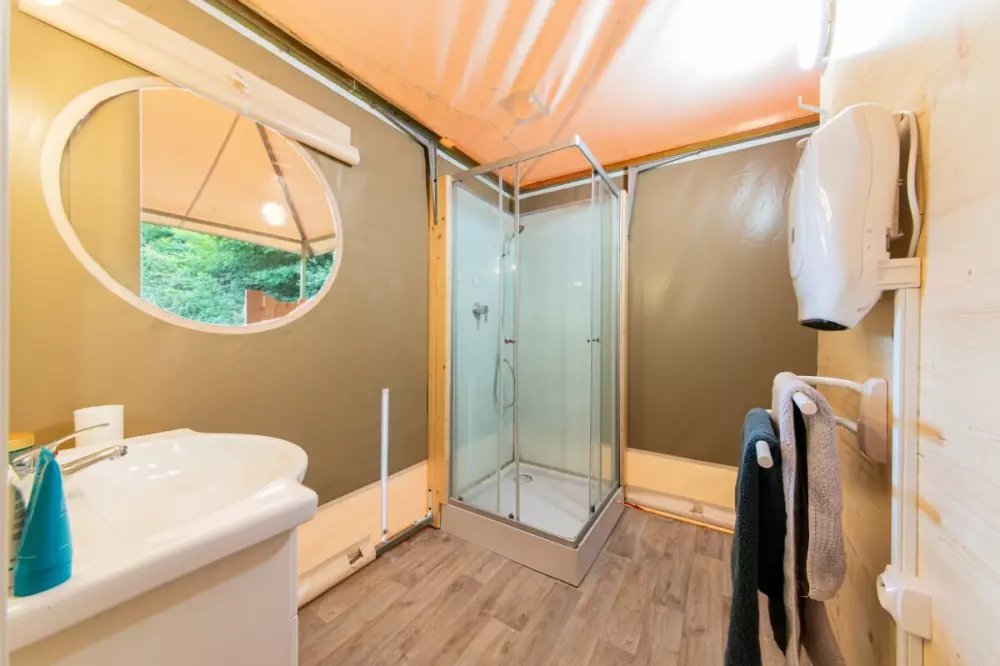 Camping maeva Escapades Coeur d'Ardèche 4 Stelle★★★★