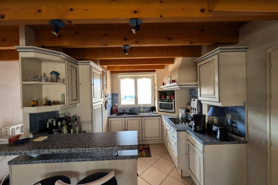 Havre De Paix Kerttel dalszöveg: Veranda - 5 Min Beach