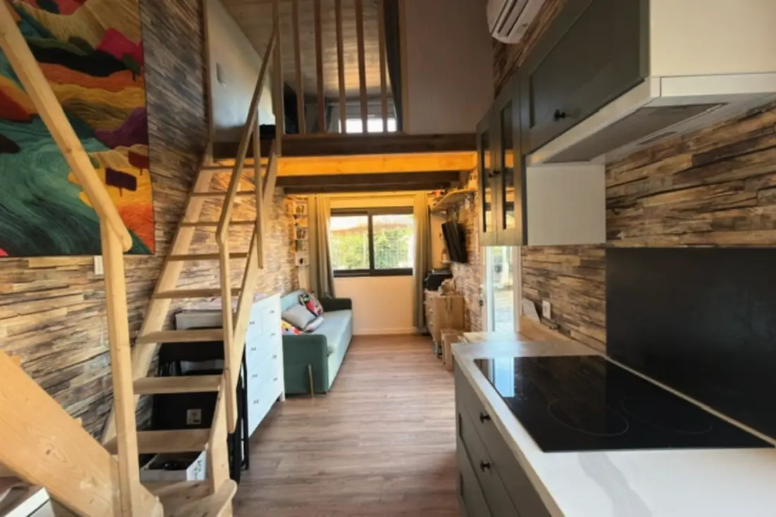 "Green Horizon" kanapé egy kerttel Saint-xandre-ben