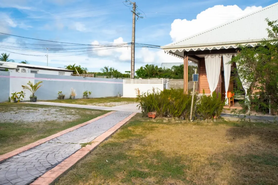 Kaz Toumblak bungaló