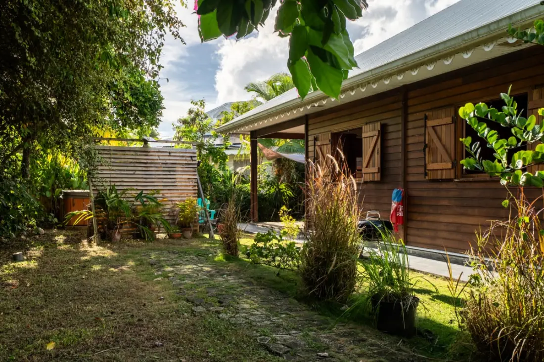 Kaz Toumblak bungaló