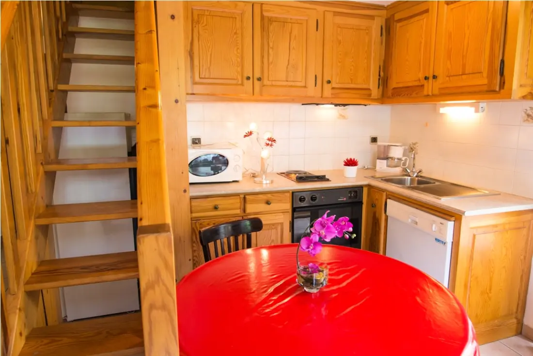 Cottage Rental chanteperdrix 2 ember