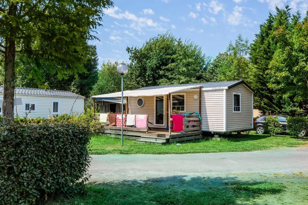 Camping Les Bruyères 3 Estrellas★★★