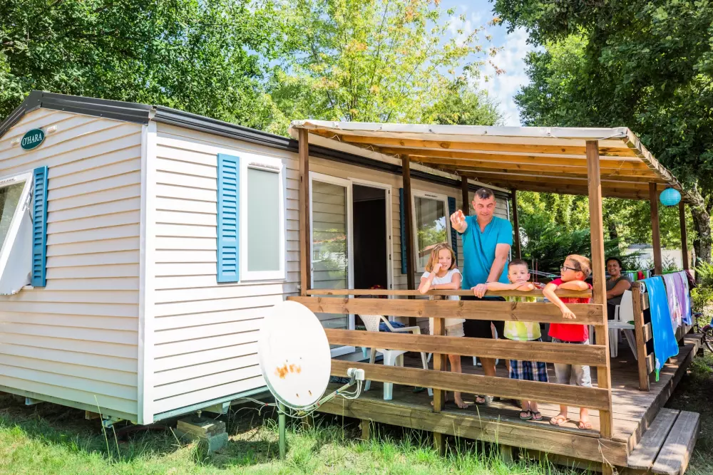 Camping Les Bruyères 3 Estrellas★★★