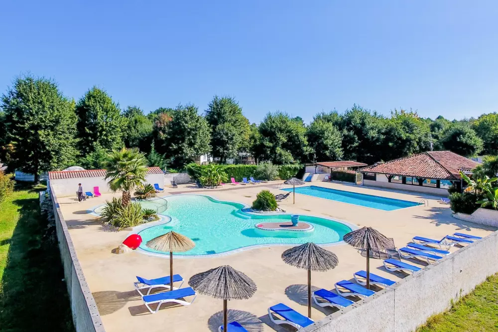 Camping Les Bruyères 3 Estrellas★★★