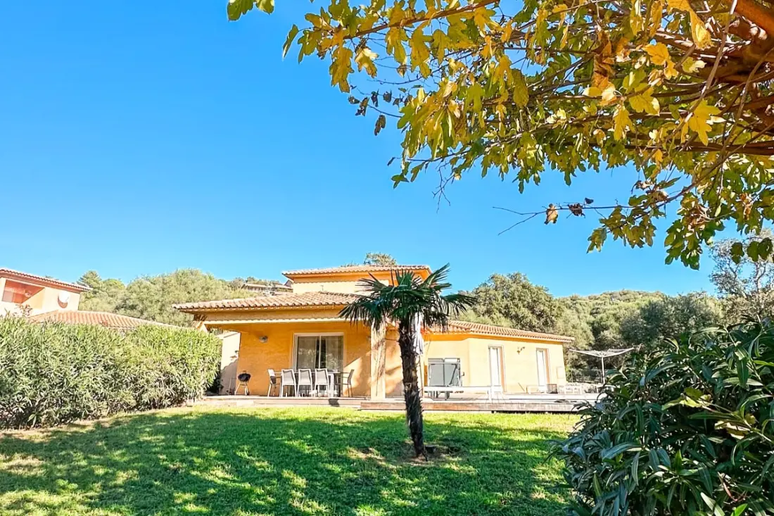 Residence Villa Capanaccia Di Arasu